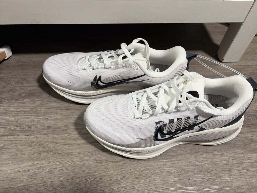 Nike Air Zoom Vomero 18 White Black "RUN" Graphic Running Shoes - Picture 6 of 9